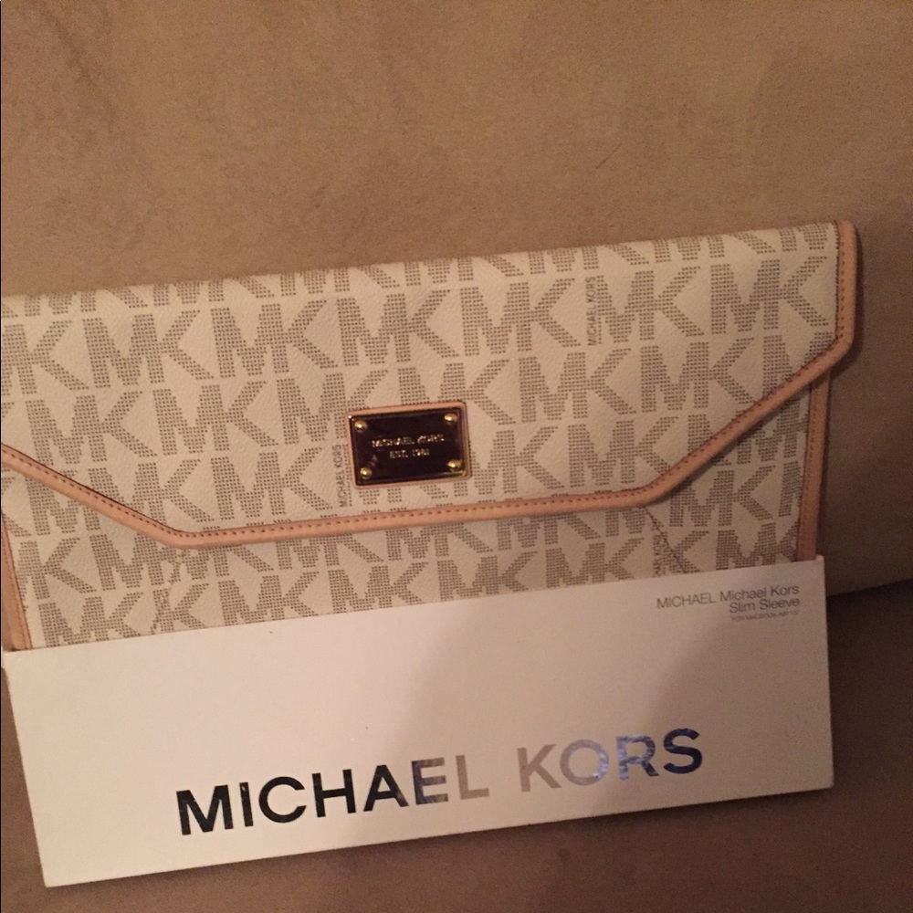 Michael Kors Slim Sleeve  for MacBook 13”